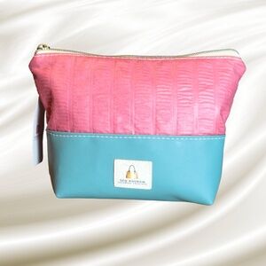 Handmade Cosmetic Bag - Vintage Matelasse Fabric - Cottagecore